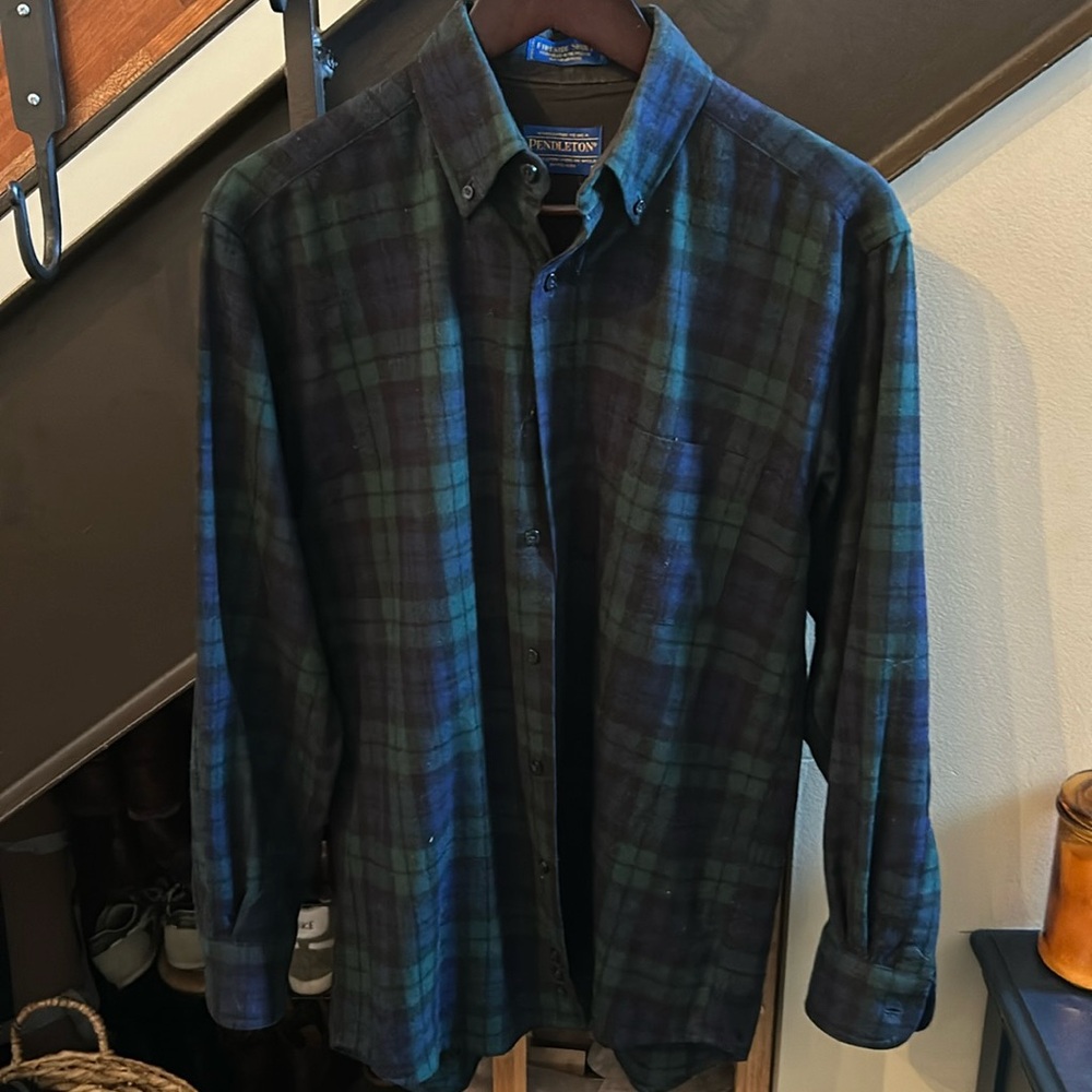 Pendleton. Fireside wool shirt. Small. Black watch tartan plaid.